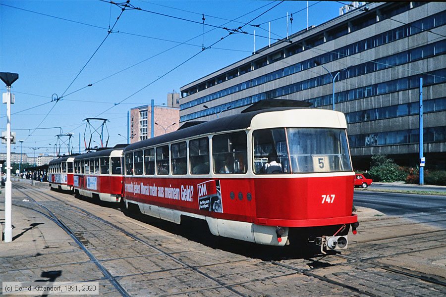 Straßenbahn Chemnitz - 747
/ Bild: chemnitz747_bd128121.jpg Straßenbahn Chemnitz - 747
/ Bild: chemnitz747_bd128121.jpg