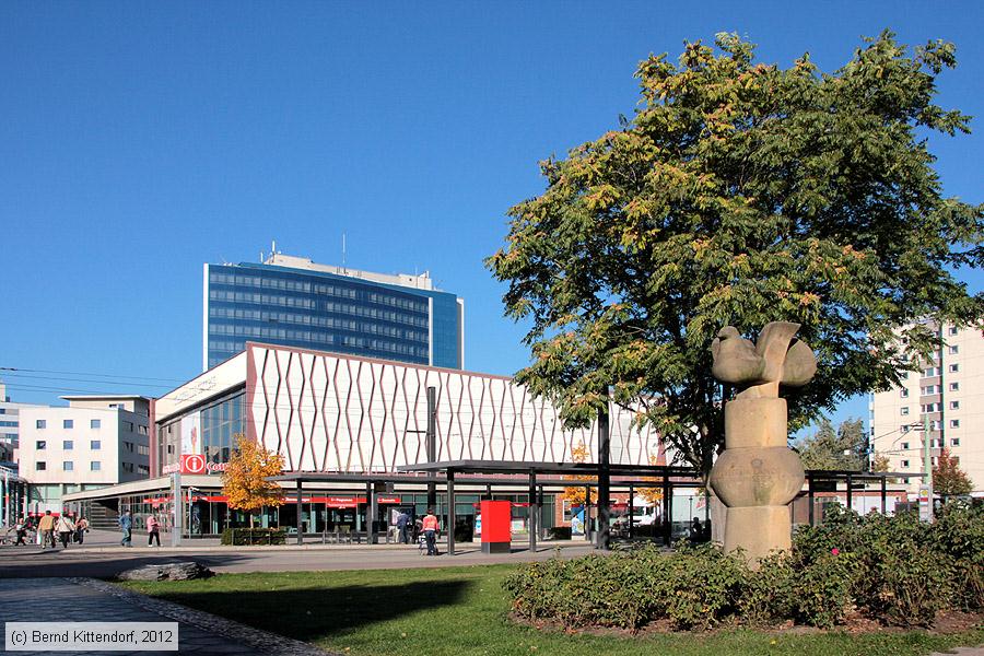 Straßenbahn Cottbus - Anlagen
/ Bild: cottbusanlagen_bk1210190002.jpg