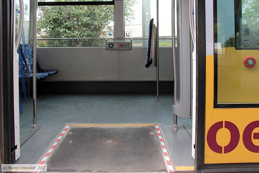 Straßenbahn Darmstadt - 0776
/ Bild: darmstadt0776_bk1704050080.jpg