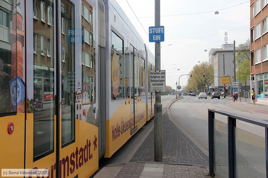 Straßenbahn Darmstadt - 0776
/ Bild: darmstadt0776_bk1704050081.jpg