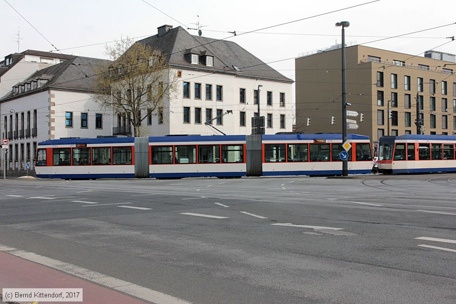 Straßenbahn Darmstadt - 0779
/ Bild: darmstadt0779_bk1704050135.jpg