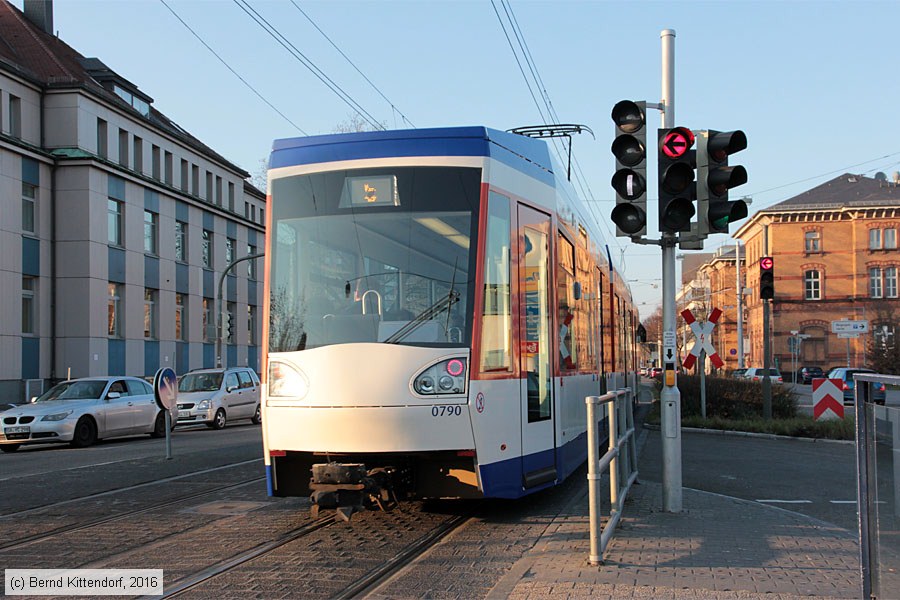 Straßenbahn Darmstadt - 0790
/ Bild: darmstadt0790_bk1603170261.jpg