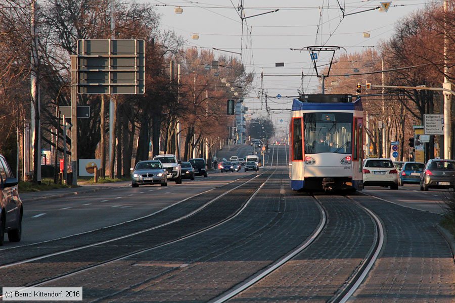 Straßenbahn Darmstadt - 0790
/ Bild: darmstadt0790_bk1603170262.jpg