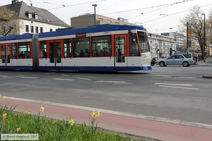 Straßenbahn Darmstadt - 0792
/ Bild: darmstadt0792_bk1704050117.jpg