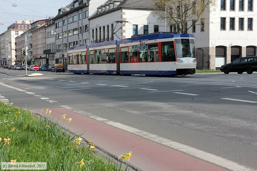 Straßenbahn Darmstadt - 0792
/ Bild: darmstadt0792_bk1704050153.jpg
