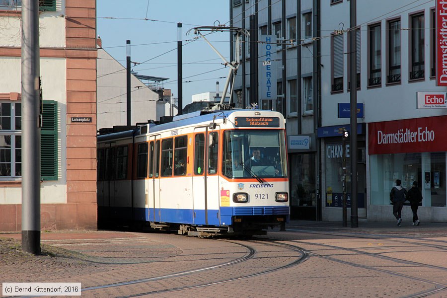 Straßenbahn Darmstadt - 9121
/ Bild: darmstadt9121_bk1603170212.jpg