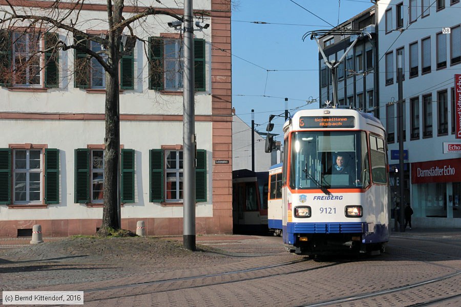 Straßenbahn Darmstadt - 9121
/ Bild: darmstadt9121_bk1603170213.jpg Straßenbahn Darmstadt - 9121
/ Bild: darmstadt9121_bk1603170213.jpg