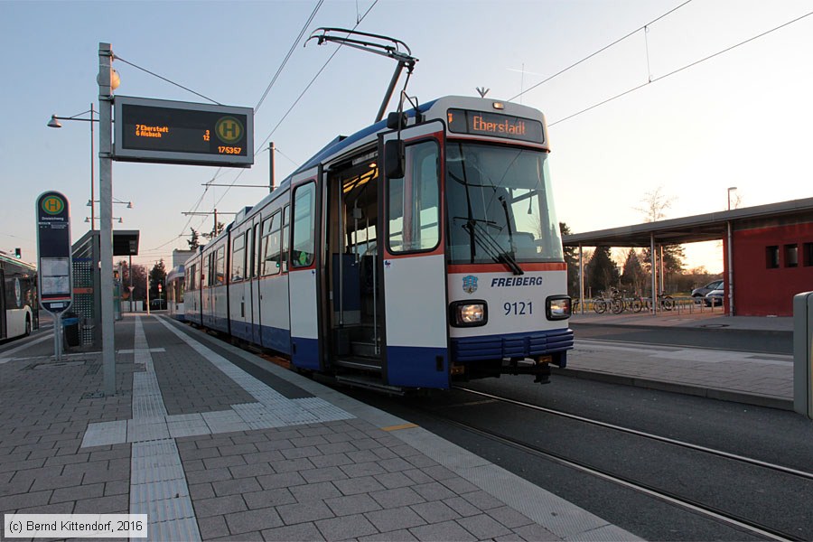 Straßenbahn Darmstadt - 9121
/ Bild: darmstadt9121_bk1603170272.jpg