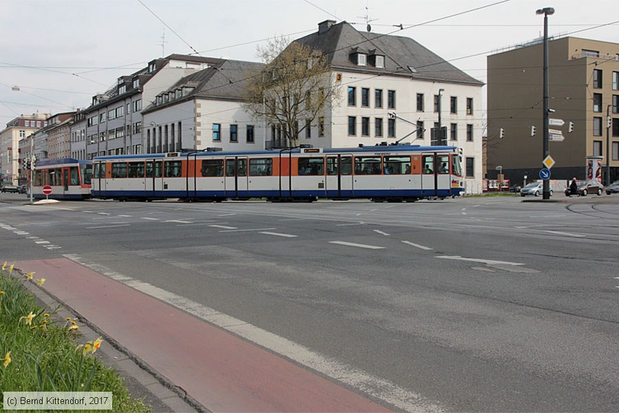 Stra&szlig;enbahn Darmstadt - 9121
/ Bild: darmstadt9121_bk1704050130.jpg
