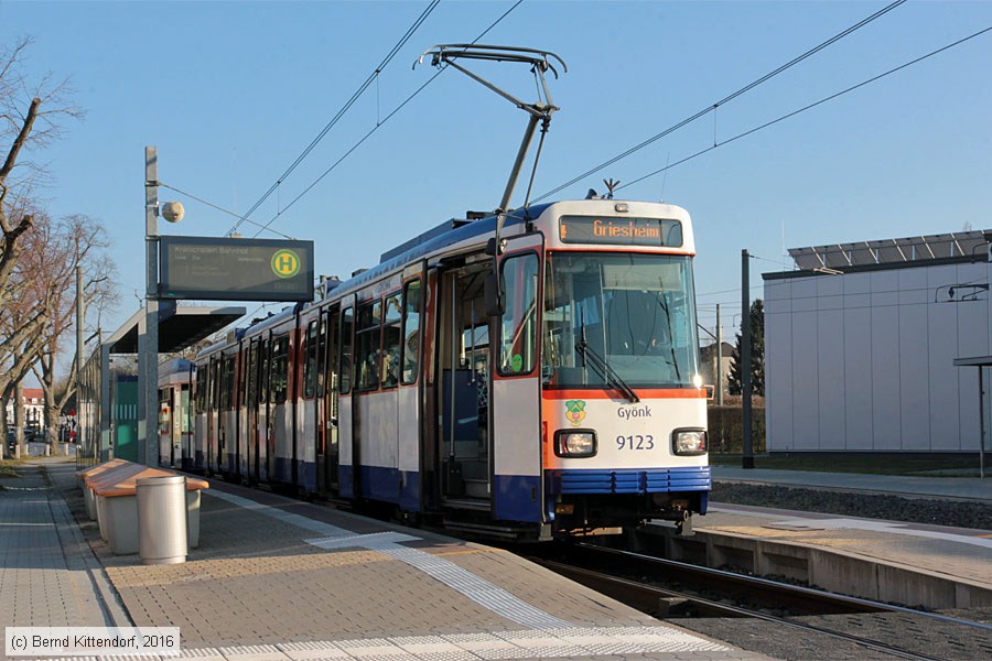 Straßenbahn Darmstadt - 9123
/ Bild: darmstadt9123_bk1603170231.jpg Straßenbahn Darmstadt - 9123
/ Bild: darmstadt9123_bk1603170231.jpg