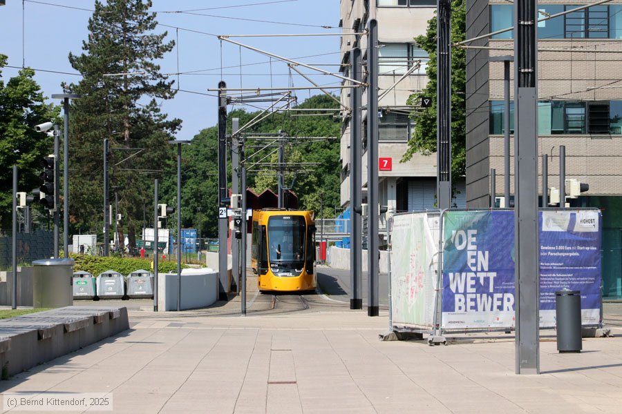 Stra&szlig;enbahn Darmstadt - 22114
/ Bild: darmstadt22114_bk2506030050.jpg