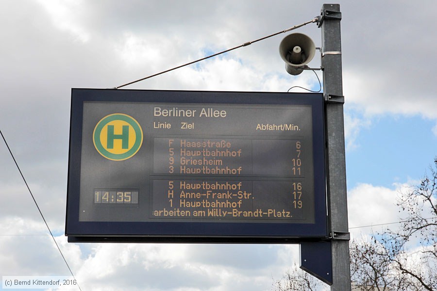Straßenbahn Darmstadt - Anlagen
/ Bild: darmstadtanlagen_bk1604070094.jpg