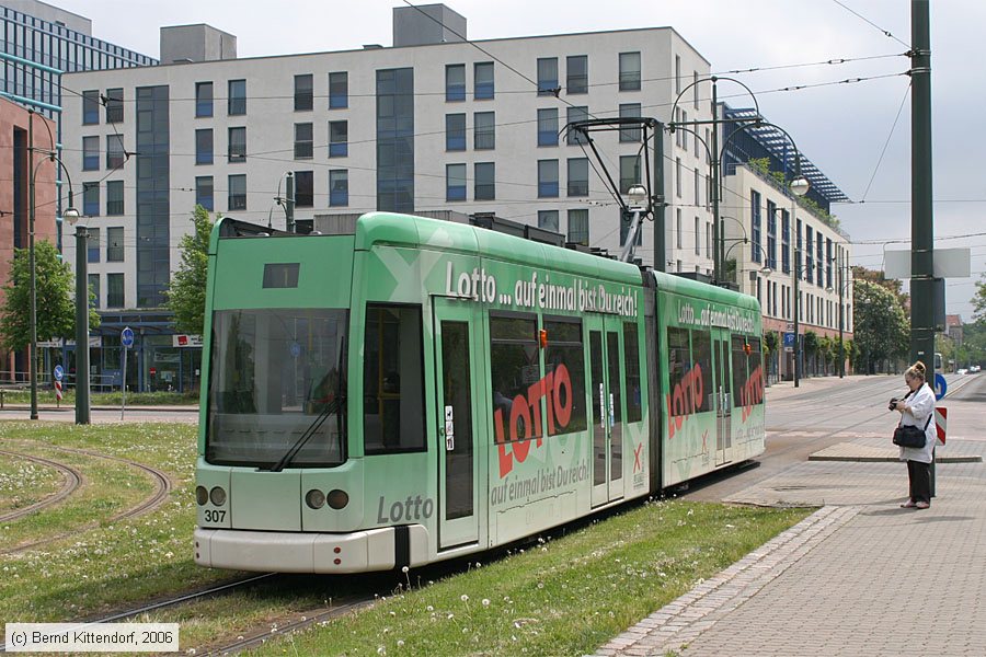 Straßenbahn Dessau - 307
/ Bild: dessau307_bk0605140080.jpg
