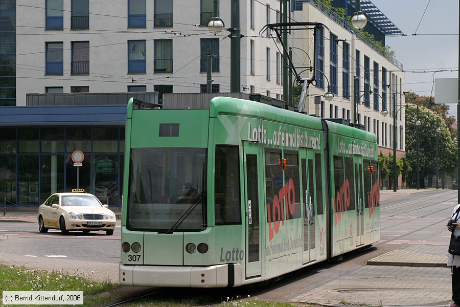 Straßenbahn Dessau - 307
/ Bild: dessau307_bk0605140081.jpg