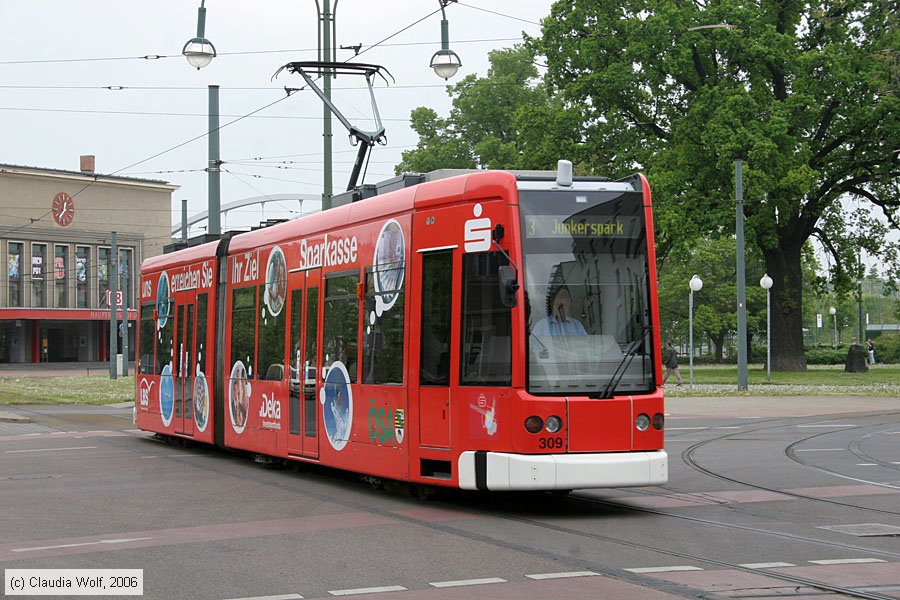 Straßenbahn Dessau - 309
/ Bild: dessau309_cw0605140056.jpg
