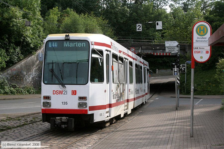 Straßenbahn Dortmund - 135
/ Bild: dortmund135_bk0808110226.jpg Straßenbahn Dortmund - 135
/ Bild: dortmund135_bk0808110226.jpg