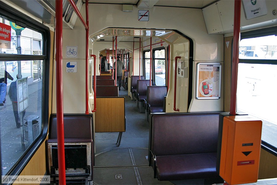 Straßenbahn Dortmund - 139 - Innenansicht
/ Bild: dortmund139_bk0603130067.jpg