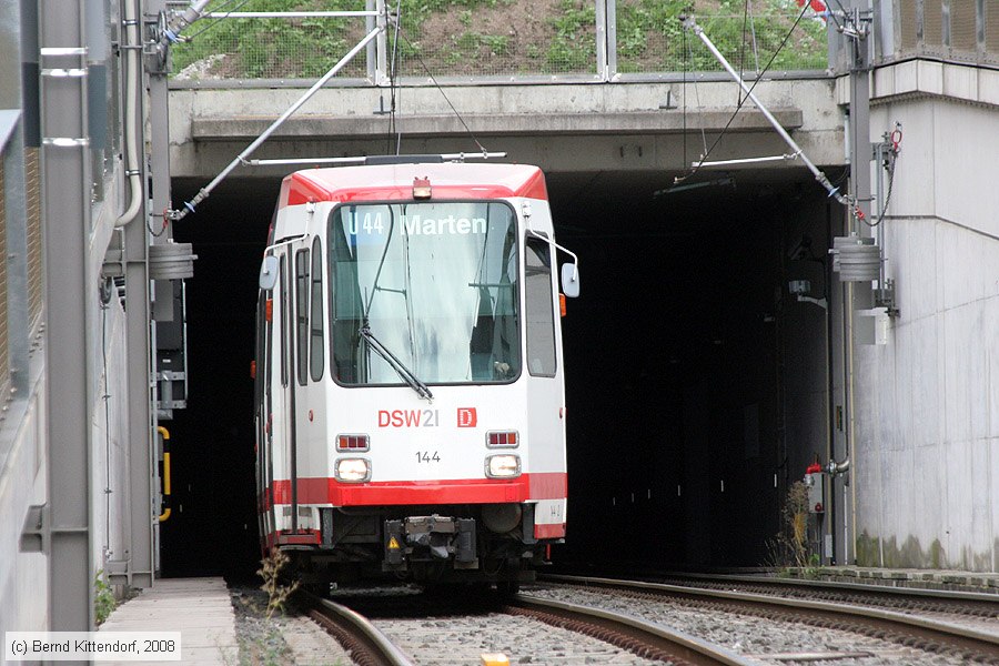 Straßenbahn Dortmund - 144
/ Bild: dortmund144_bk0808110189.jpg Straßenbahn Dortmund - 144
/ Bild: dortmund144_bk0808110189.jpg
