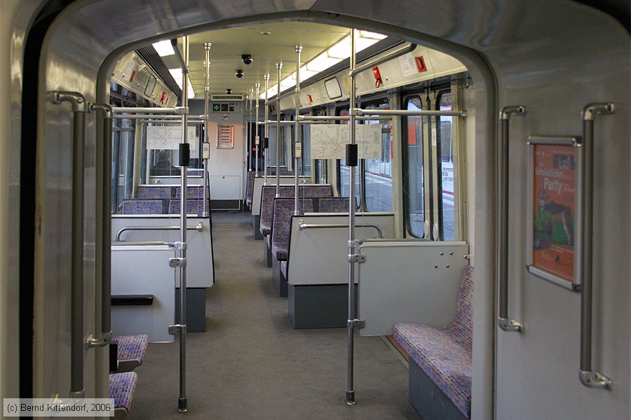 Stadtbahn Dortmund - 406 - Innenansicht
/ Bild: dortmund406_bk0603130261.jpg
