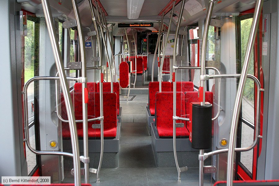Straßenbahn Dortmund - 1 - Innenansicht
/ Bild: dortmund1_bk0808110254.jpg