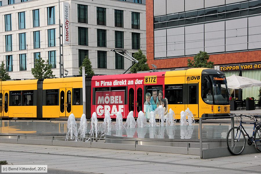 Straßenbahn Dresden - 2828
/ Bild: dresden2828_bk1208180193.jpg Straßenbahn Dresden - 2828
/ Bild: dresden2828_bk1208180193.jpg