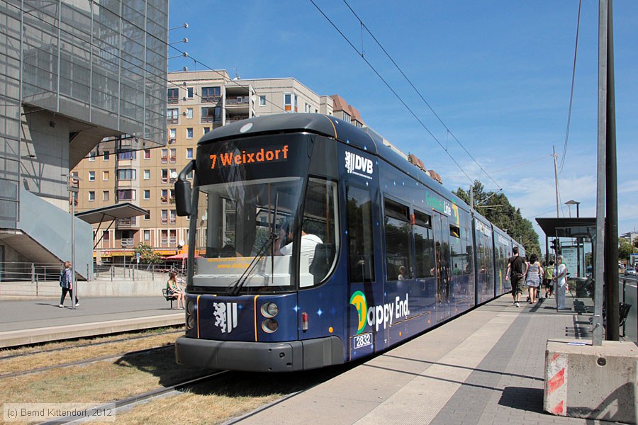 Straßenbahn Dresden - 2832
/ Bild: dresden2832_bk1208180109.jpg Straßenbahn Dresden - 2832
/ Bild: dresden2832_bk1208180109.jpg