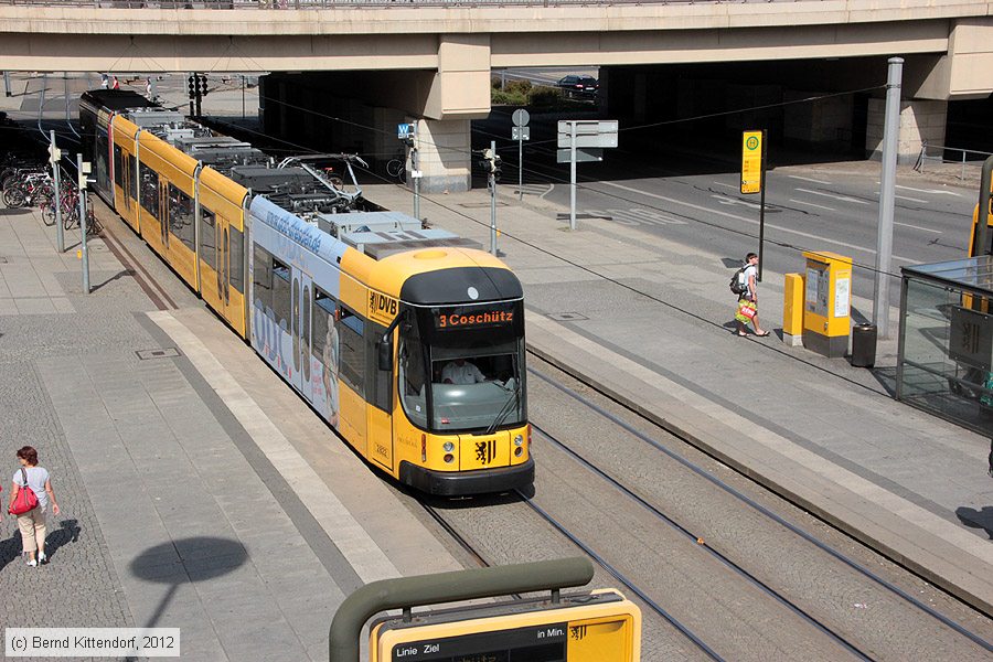 Straßenbahn Dresden - 2822
/ Bild: dresden2822_bk1208180209.jpg Straßenbahn Dresden - 2822
/ Bild: dresden2822_bk1208180209.jpg