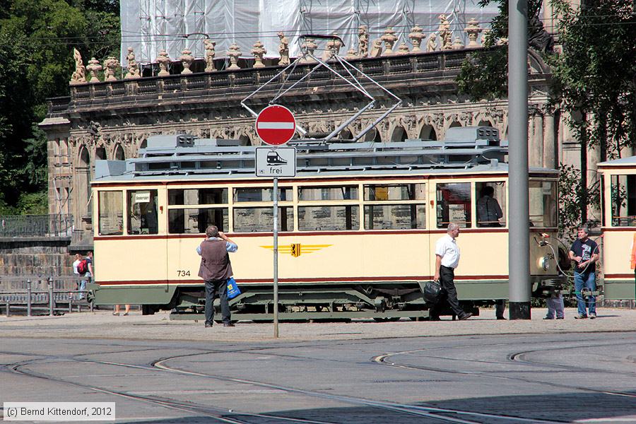 Straßenbahn Dresden - 734
/ Bild: dresden734_bk1208180126.jpg Straßenbahn Dresden - 734
/ Bild: dresden734_bk1208180126.jpg