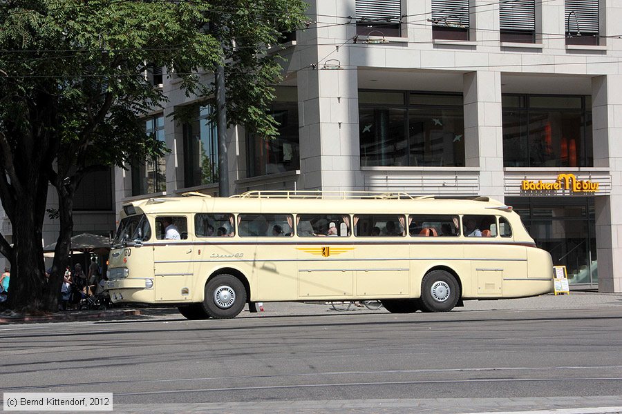 Stadtbus Dresden - 160
/ Bild: dresdenbus160_bk1208180144.jpg Stadtbus Dresden - 160
/ Bild: dresdenbus160_bk1208180144.jpg