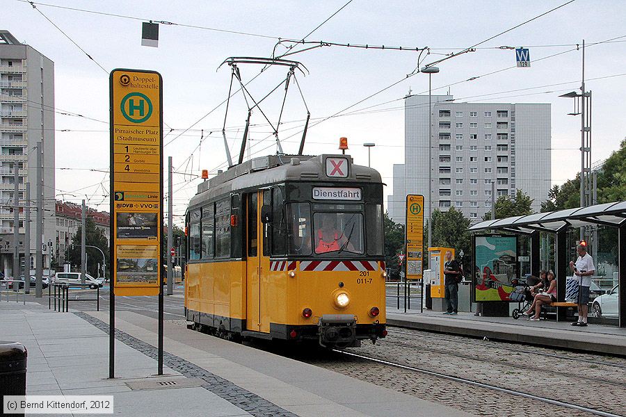 Straßenbahn Dresden - 201 011-7
/ Bild: dresden2010117_bk1208160078.jpg Straßenbahn Dresden - 201 011-7
/ Bild: dresden2010117_bk1208160078.jpg