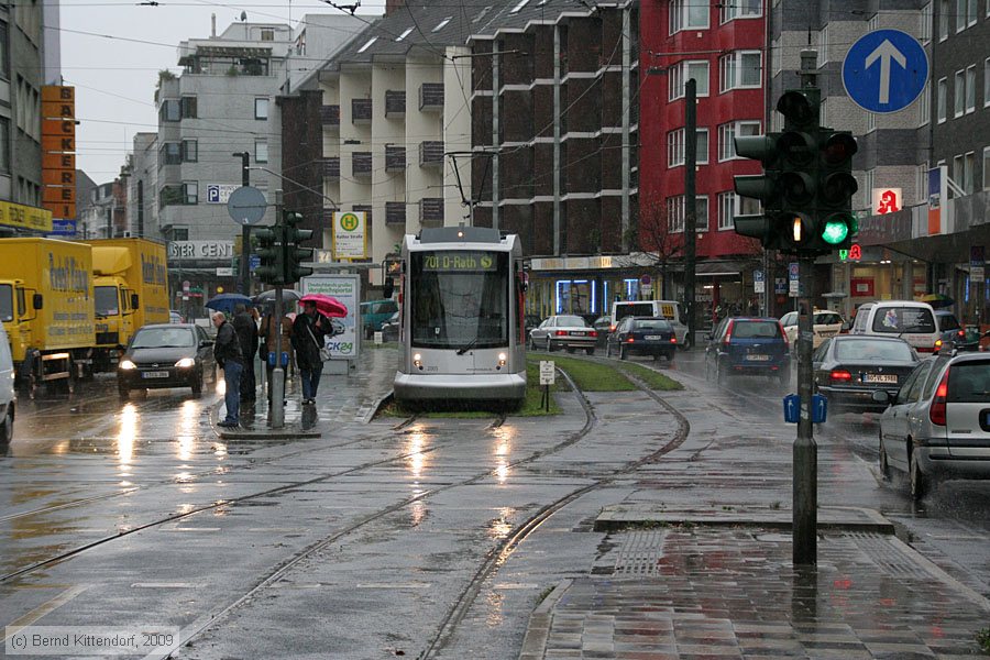 Düsseldorf - Straßenbahn - 2005
/ Bild: duesseldorf2005_bk0911230131.jpg