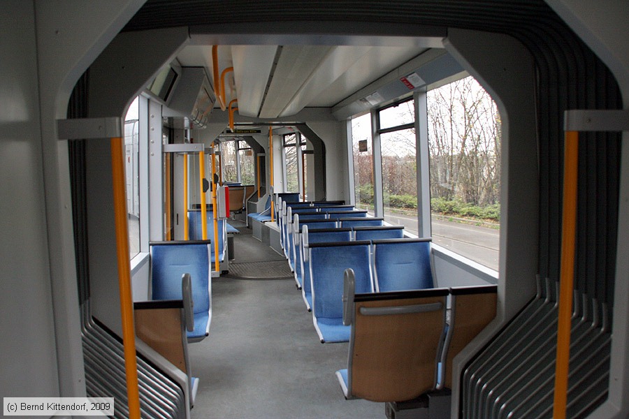 D&uuml;sseldorf - Stra&szlig;enbahn - 2029 - Innenansicht
/ Bild: duesseldorf2029_bk0911260198.jpg