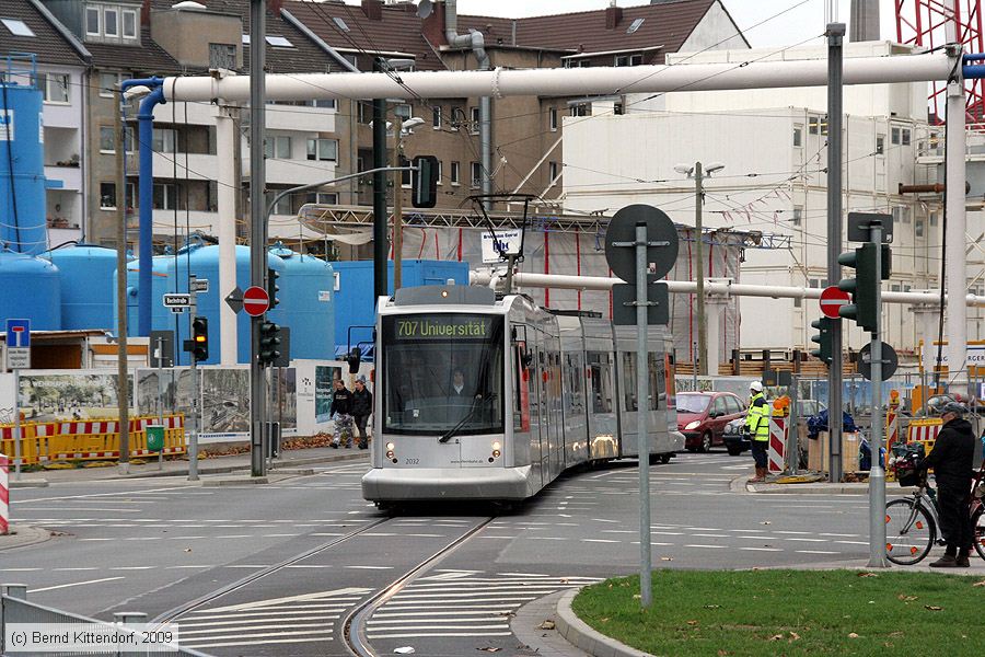 Düsseldorf - Straßenbahn - 2032
/ Bild: duesseldorf2032_bk0911260172.jpg