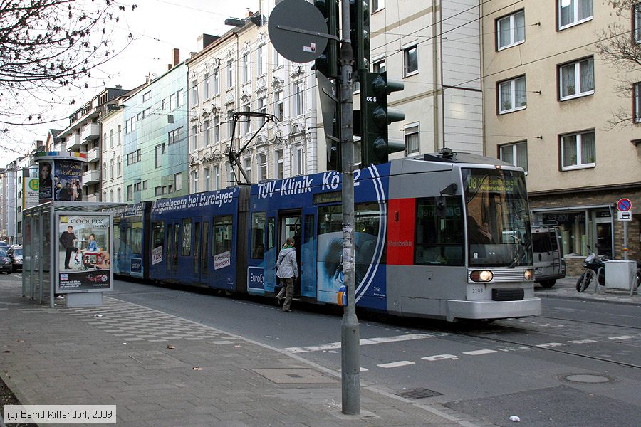 Düsseldorf - Straßenbahn - 2103
/ Bild: duesseldorf2103_bk0911260345.jpg