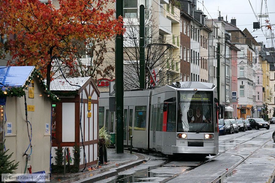 Düsseldorf - Straßenbahn - 2106
/ Bild: duesseldorf2106_bk0911230143.jpg