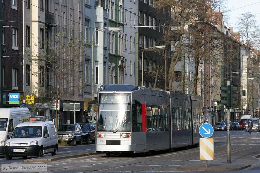Düsseldorf - Straßenbahn - 2106
/ Bild: duesseldorf2106_bk0911260007.jpg
