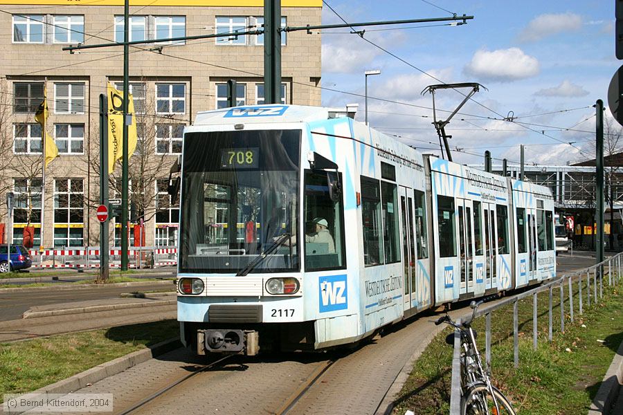Düsseldorf - Straßenbahn - 2117
/ Bild: duesseldorf2117_e0002485.jpg Düsseldorf - Straßenbahn - 2117
/ Bild: duesseldorf2117_e0002485.jpg
