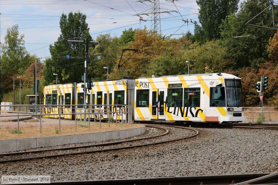 Düsseldorf - Straßenbahn - 2122
/ Bild: duesseldorf2122_bk1807310104.jpg Düsseldorf - Straßenbahn - 2122
/ Bild: duesseldorf2122_bk1807310104.jpg