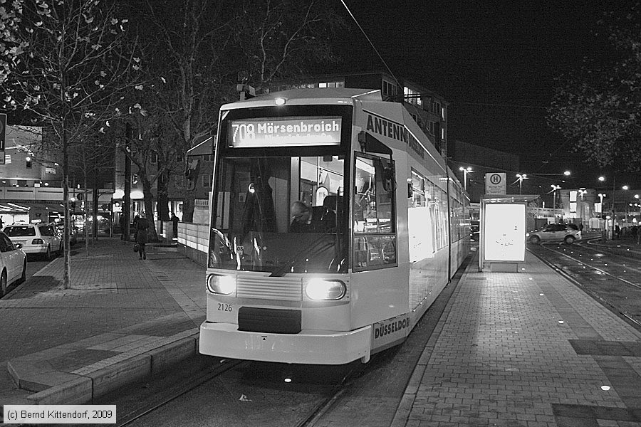 Düsseldorf - Straßenbahn - 2126
/ Bild: duesseldorf2126_bk0911240334.jpg
