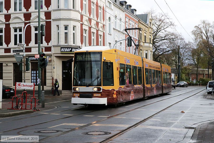 Düsseldorf - Straßenbahn - 2136
/ Bild: duesseldorf2136_bk1911270125.jpg