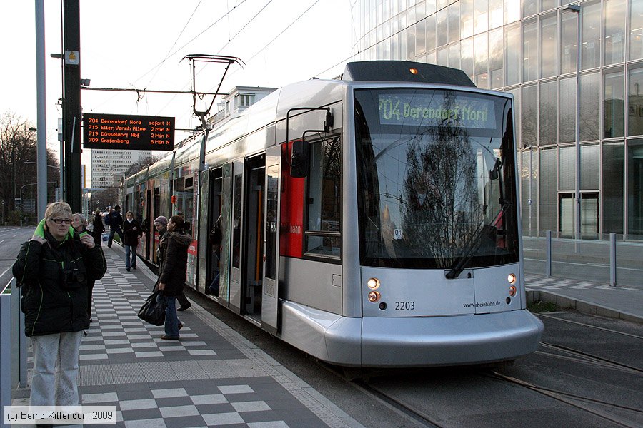 Düsseldorf - Straßenbahn - 2203
/ Bild: duesseldorf2203_bk0911260375.jpg