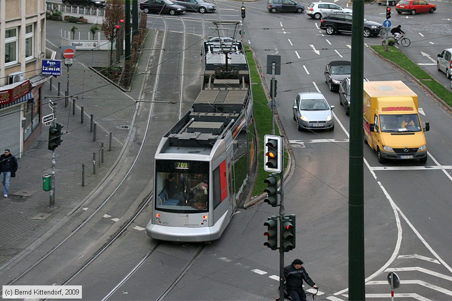 Düsseldorf - Straßenbahn - 2212
/ Bild: duesseldorf2212_bk0911240013.jpg