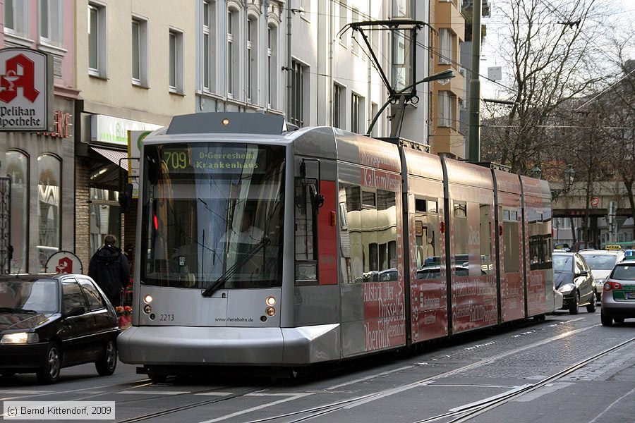 Düsseldorf - Straßenbahn - 2213
/ Bild: duesseldorf2213_bk0911260338.jpg