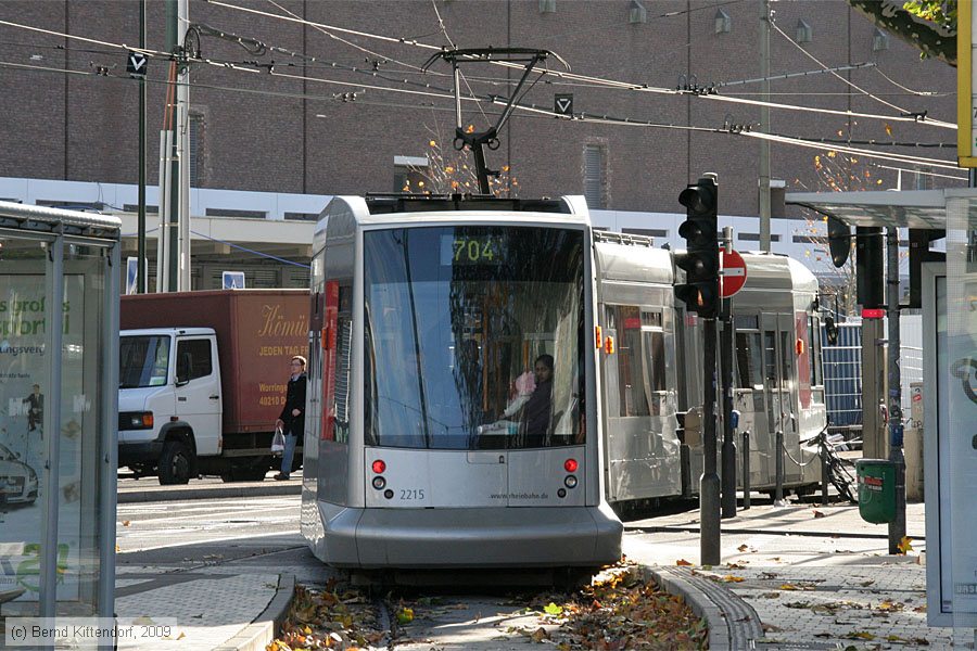Düsseldorf - Straßenbahn - 2215
/ Bild: duesseldorf2215_bk0911220045.jpg