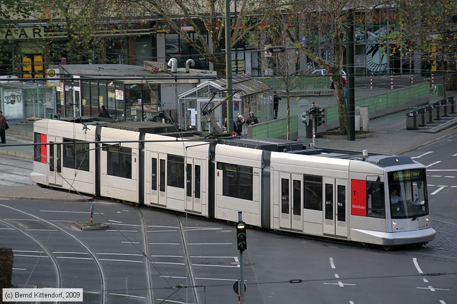 Düsseldorf - Straßenbahn - 2215
/ Bild: duesseldorf2215_bk0911240006.jpg