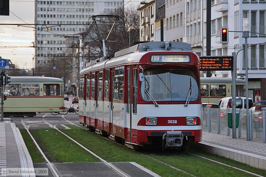 Düsseldorf - Straßenbahn - 3038
/ Bild: duesseldorf3038_bk0911260384.jpg