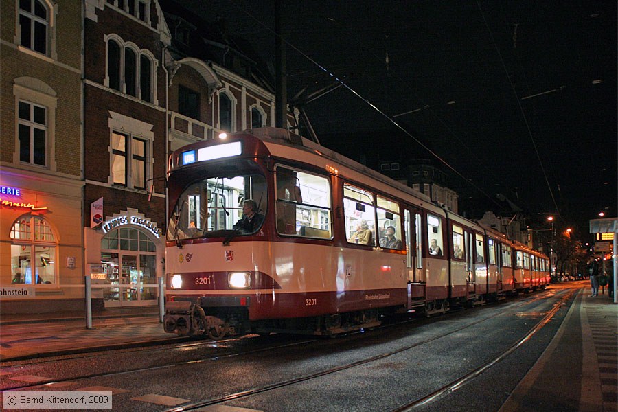 Düsseldorf - Stadtbahn - 3201
/ Bild: duesseldorf3201_bk0911250256.jpg