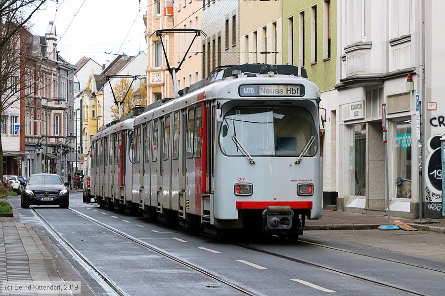 Düsseldorf - Stadtbahn - 3201
/ Bild: duesseldorf3201_bk1911270117.jpg