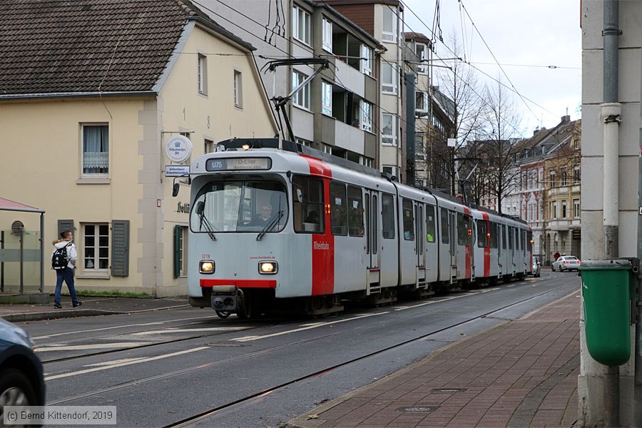 Düsseldorf - Stadtbahn - 3218
/ Bild: duesseldorf3218_bk1911270161.jpg Düsseldorf - Stadtbahn - 3218
/ Bild: duesseldorf3218_bk1911270161.jpg