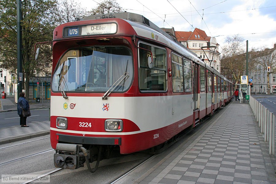 D&uuml;sseldorf - Stadtbahn - 3224
/ Bild: duesseldorf3224_bk0911220132.jpg